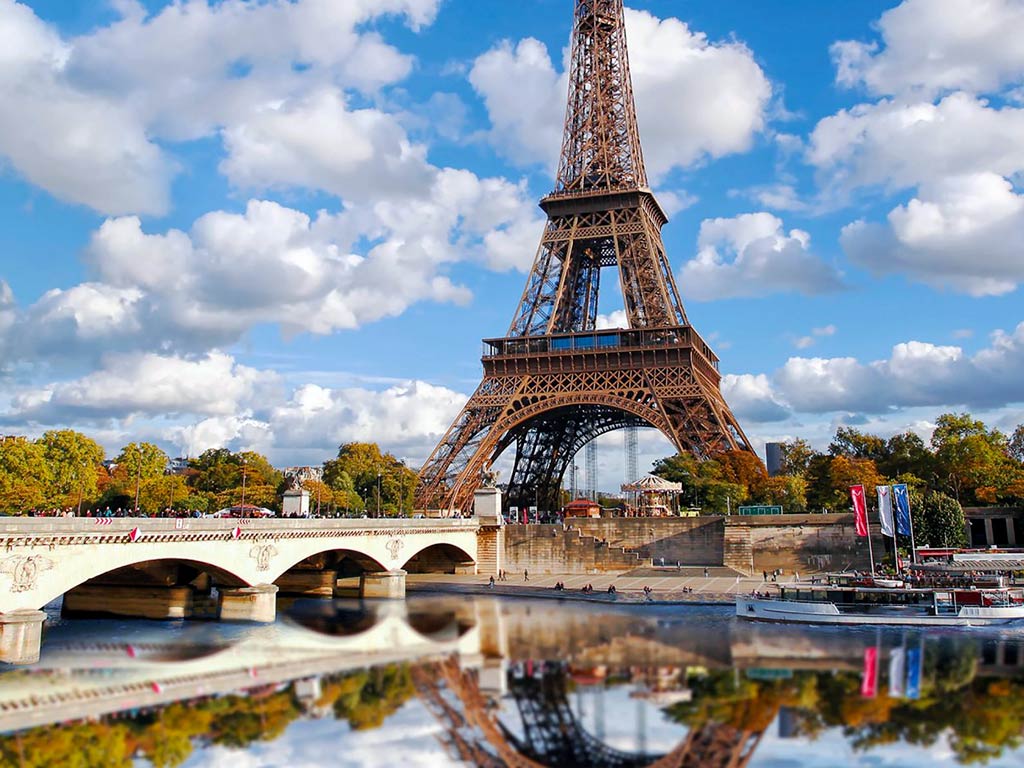 Parigi: Tour guidato della Torre Eiffel con opzione Summit